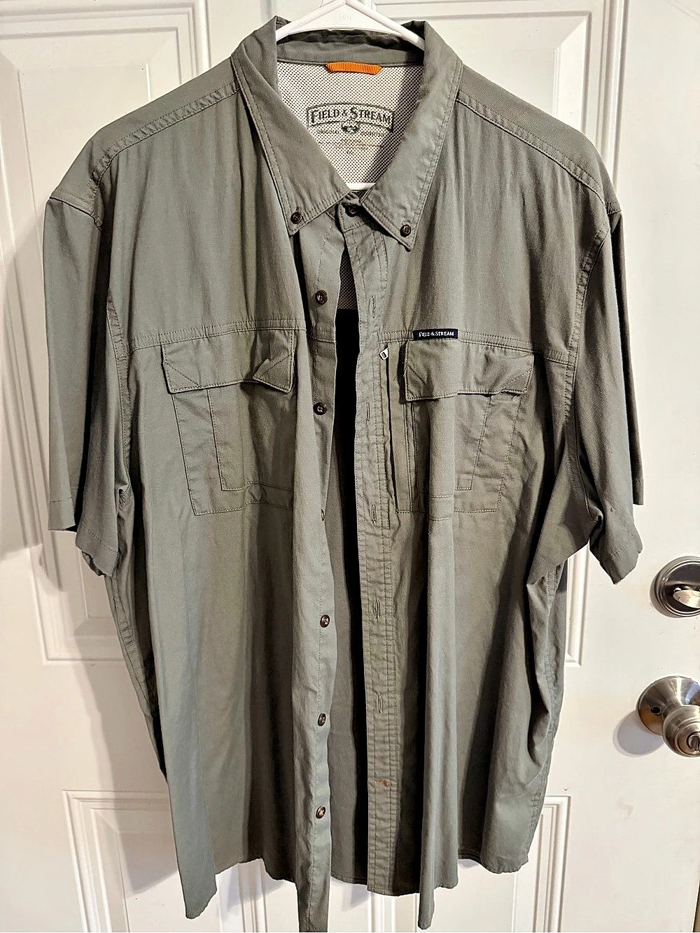 Field & Stream Men's Gray Button Down Shirt